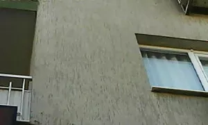 من یک شلخته جوان بهترین سکس های جهان ارزان در قطار خریداری.
